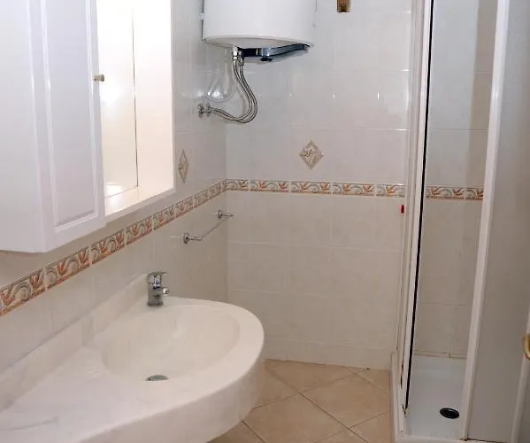 Lo Smeraldo Aparthotel 3*