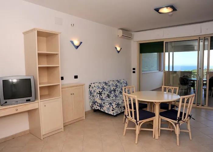 Апарт-отель Lo Smeraldo 4*